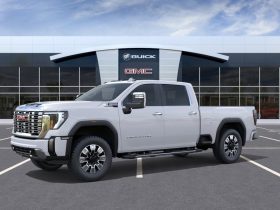 2026 GMC Sierra 2500 Crew Cab Standard