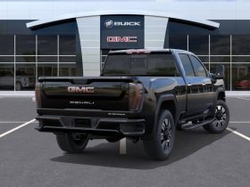 2026 GMC Sierra 2500 Crew Cab Standard