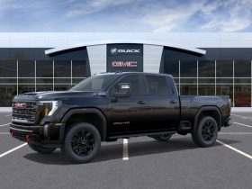 2026 GMC Sierra 2500 Crew Cab Standard