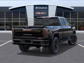 2026 GMC Sierra 2500 Crew Cab Standard