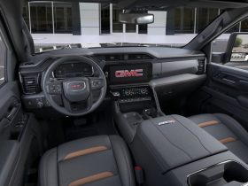 2026 GMC Sierra 2500 Crew Cab Standard