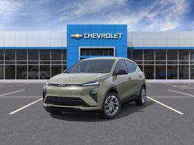 2027 Chevrolet Bolt Fwd 4dr Lt
