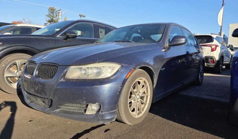 2011 BMW 323 - Used Sedan - VIN: WBAPG7G59BNN18762 - Buckingham Chevrolet Buick GMC Gatineau