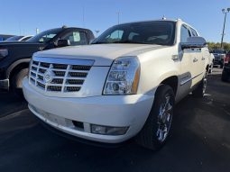 2011 Cadillac Escalade - Used SUV - VIN: 3GYT4NEF5BG160167 - Buckingham Chevrolet Buick GMC Gatineau