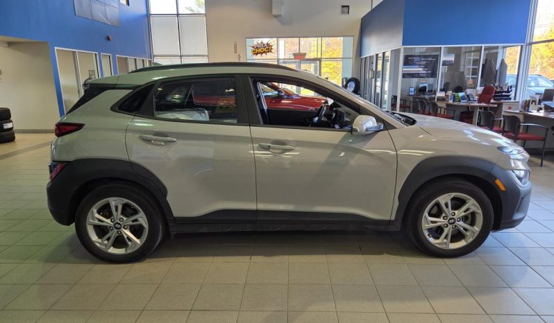 
								2023 Hyundai Kona 2.0l Awd Preferred full									