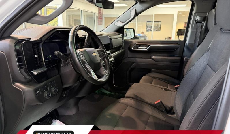 
								2025 Chevrolet Silverado 1500 Crew Cab Short Box 4 full									