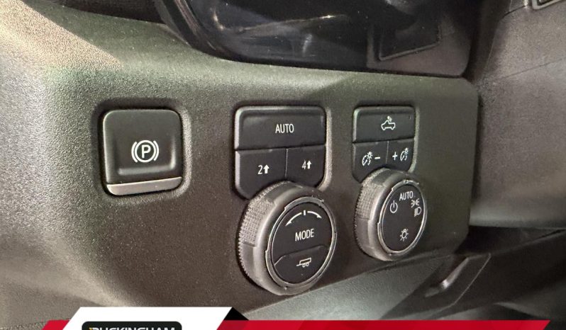 
								2025 Chevrolet Silverado 1500 Crew Cab Short Box 4 full									