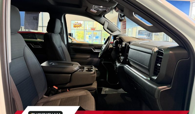 
								2025 Chevrolet Silverado 1500 Crew Cab Short Box 4 full									