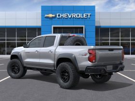 2026 Chevrolet Colorado Crew Cab Short Box 4