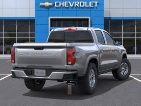 2026 Chevrolet Colorado Crew Cab Short Box 4