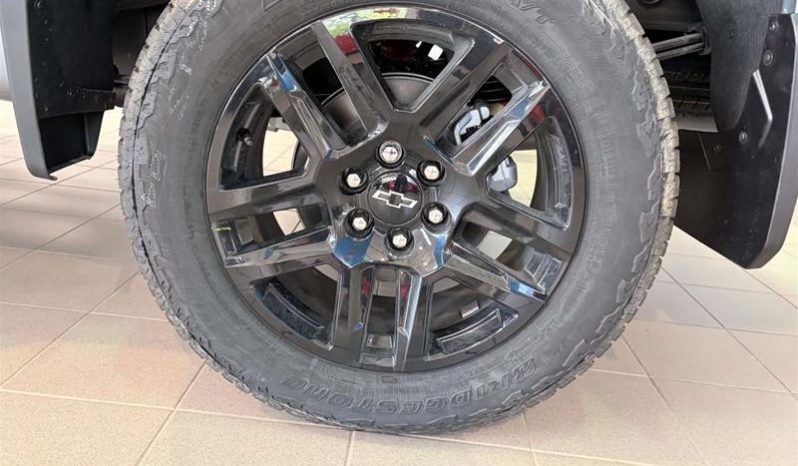 
								2026 Chevrolet Silverado 1500 Crew Cab Standard full									
