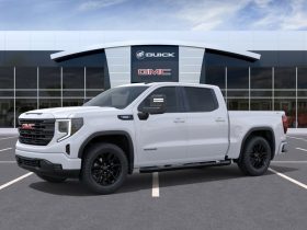 2026 GMC Sierra 1500 Crew Cab Short Box 4