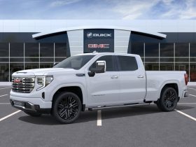 2026 GMC Sierra 1500 Crew Cab Standard