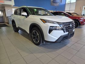 2026 Nissan Rogue Awd Sv Moonroof
