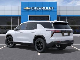 2027 Chevrolet Traverse Awd 4dr Lt